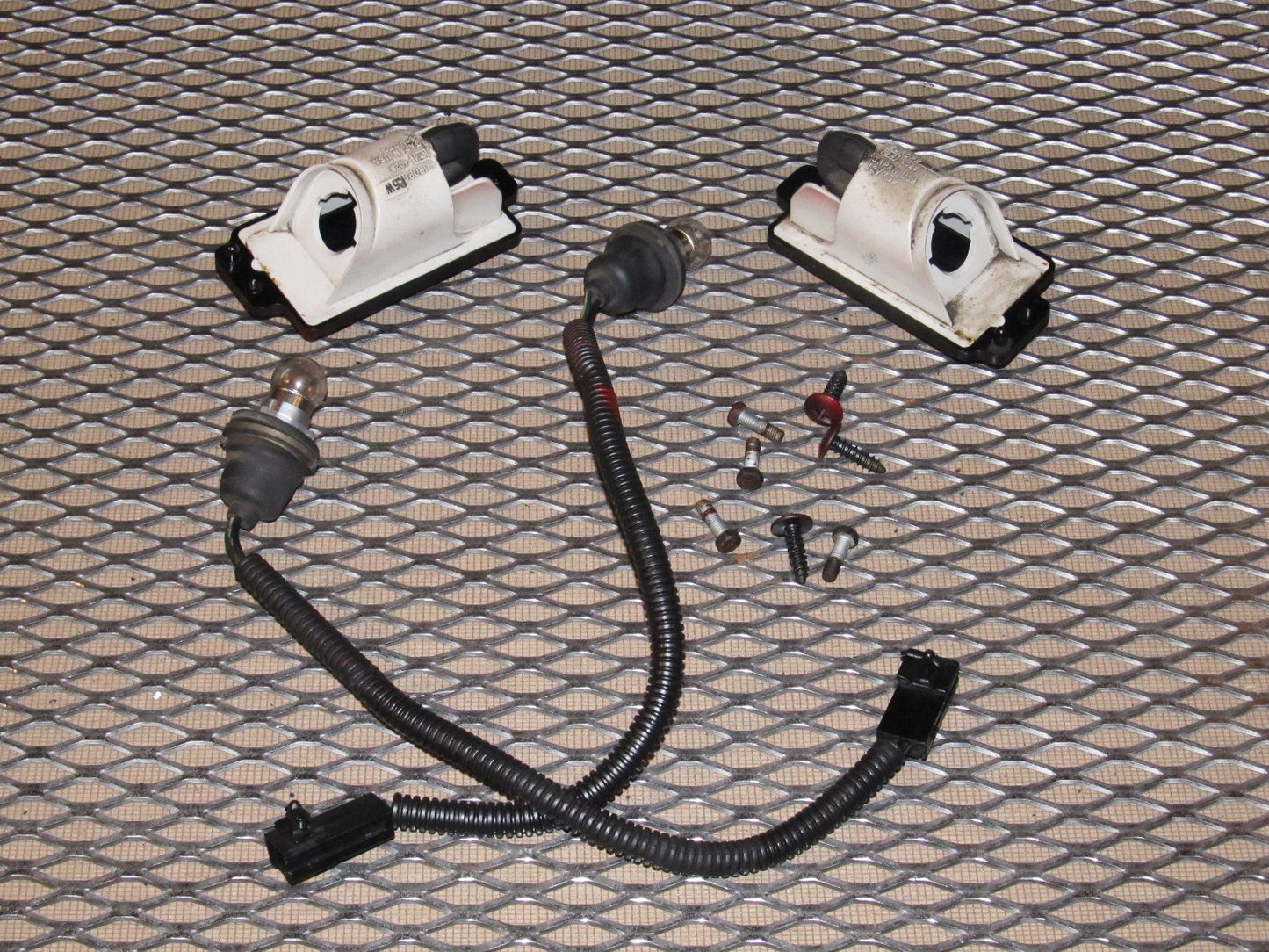 91 92 93 94 Nissan 240SX OEM Rear License Plate Light Lamp