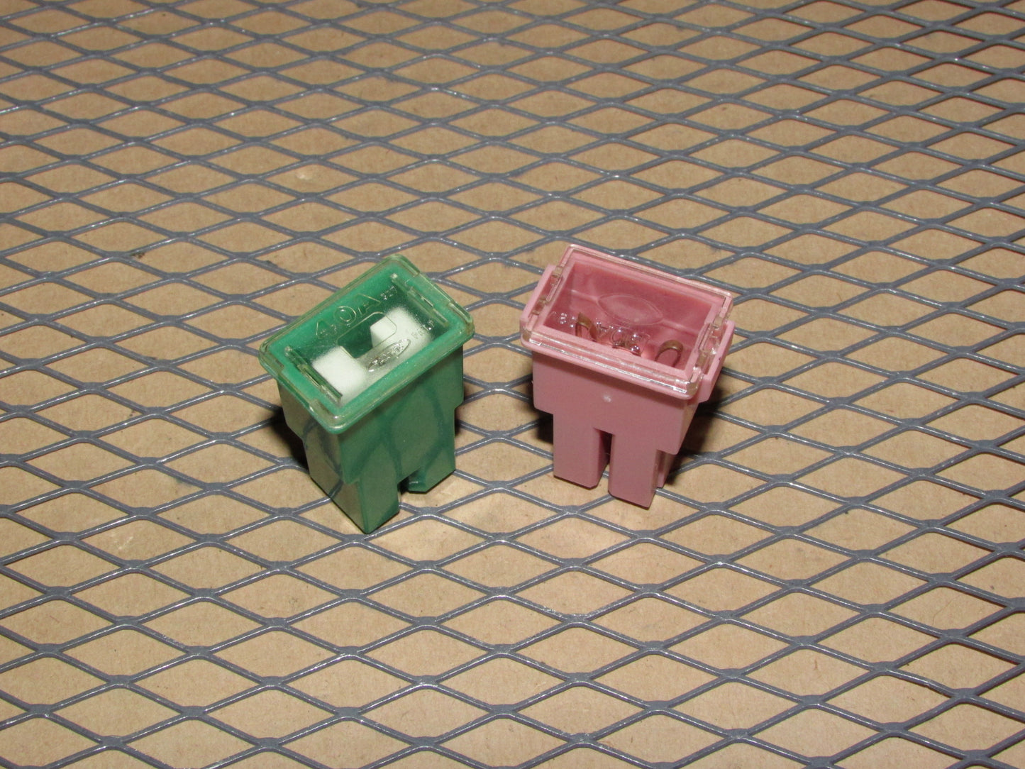 Mazda Pal Fuse 30A 40A