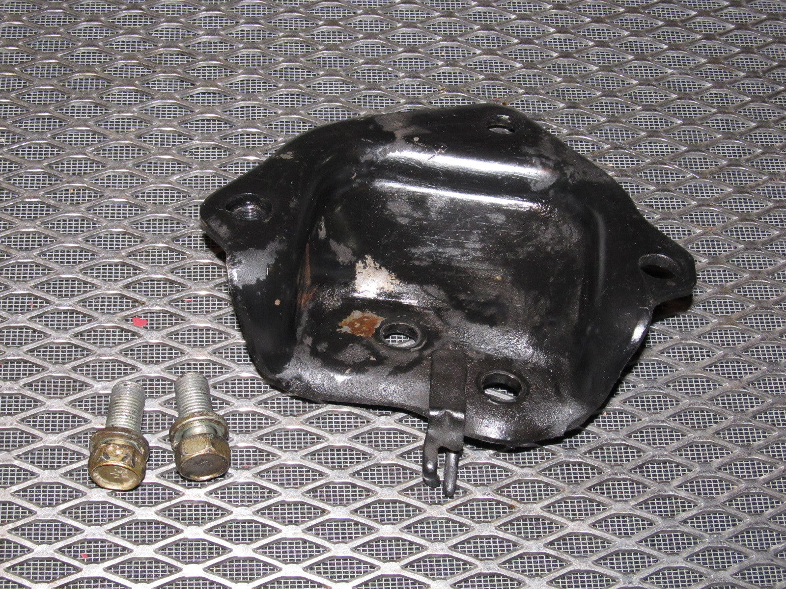 94 95 96 97 Mitsubishi 3000GT Auto Transmission Mount Bracket