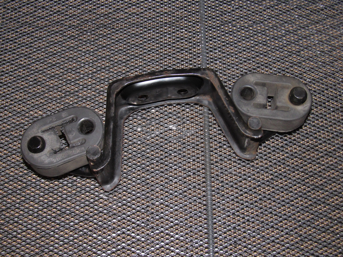 91 92 93 94 Nissan 240SX OEM Muffler Mounting Bracket