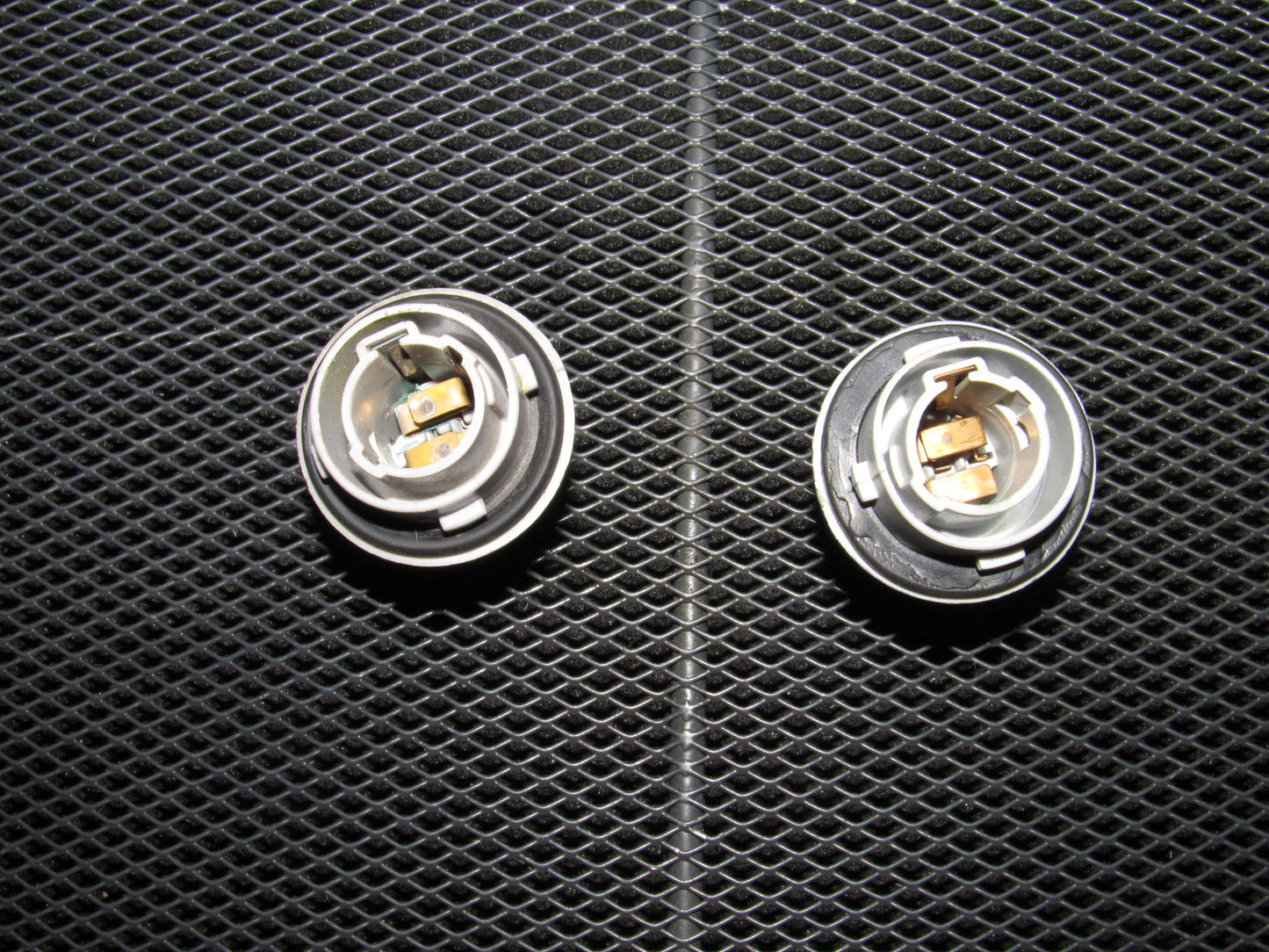 94-01 Acura Integra OEM Front Signal 1157 Bulb Socket