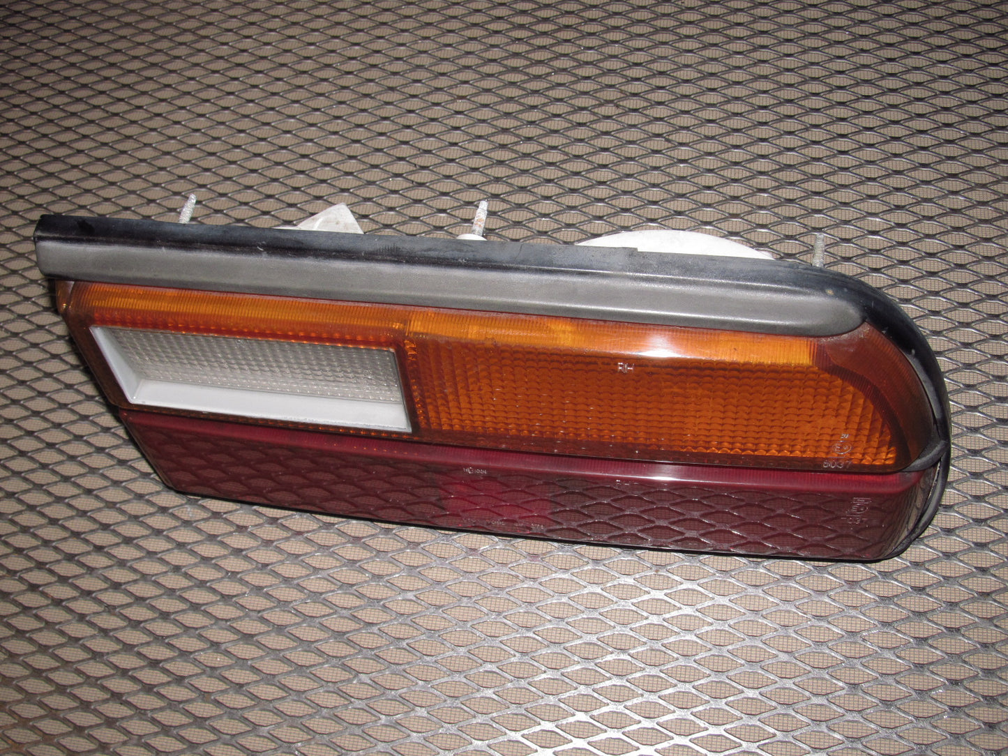 79 80 81 Datsun 280zx OEM Tail Light- Right – Autopartone
