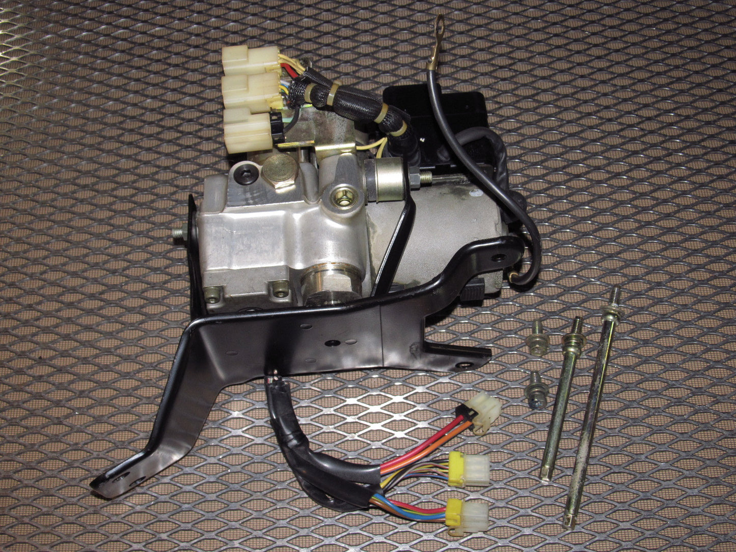 90-96 Nissan 300zx OEM ABS Actuator Motor 47600-30P01 - 2+0