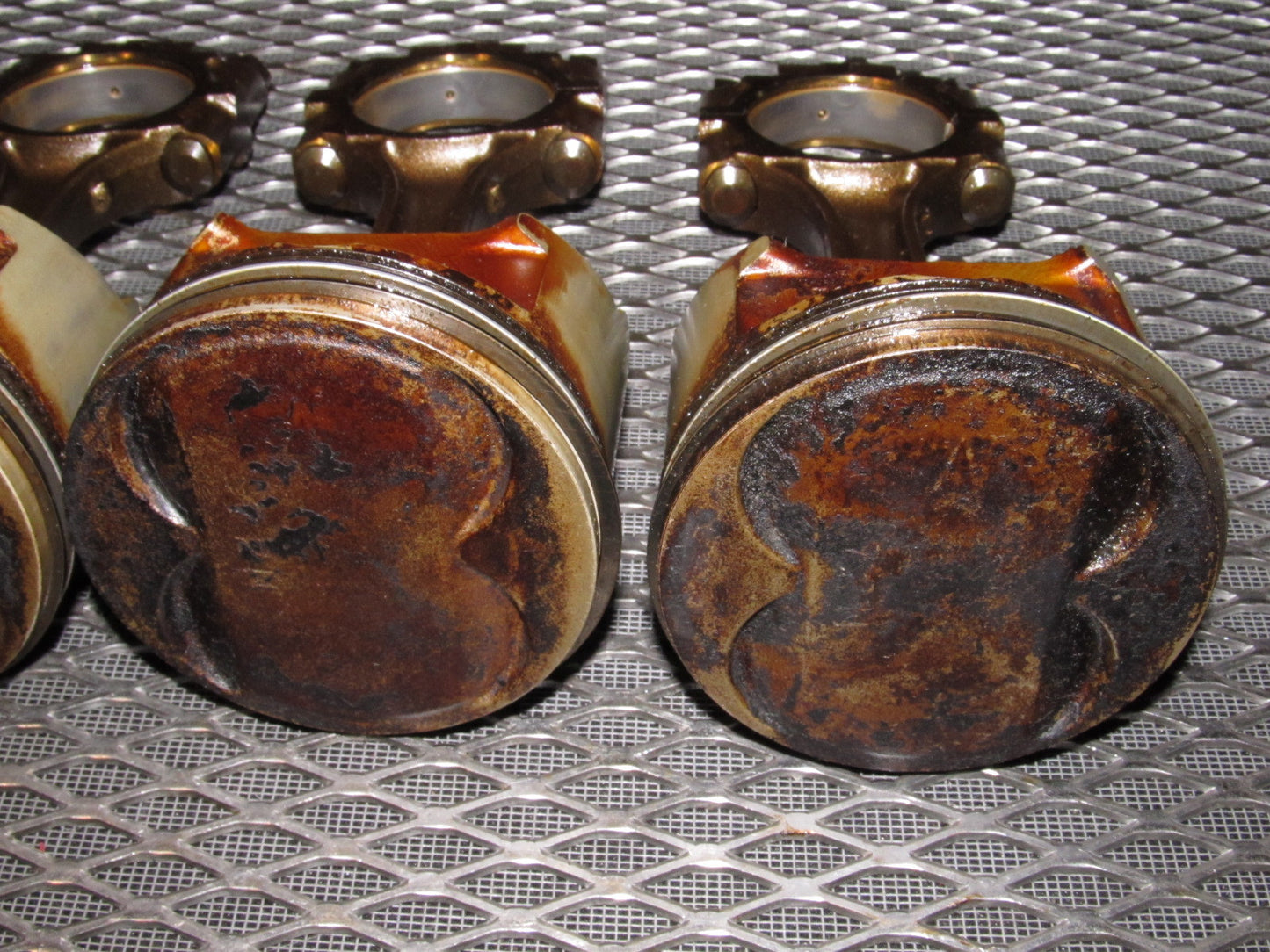 94 95 96 97 Mitsubishi 3000GT Engine Piston Set - DOHC N/A