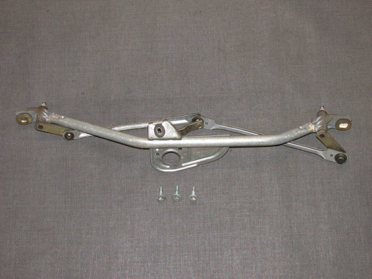 96 97 98 99 00 01 Audi A4 OEM Front Wiper linkage