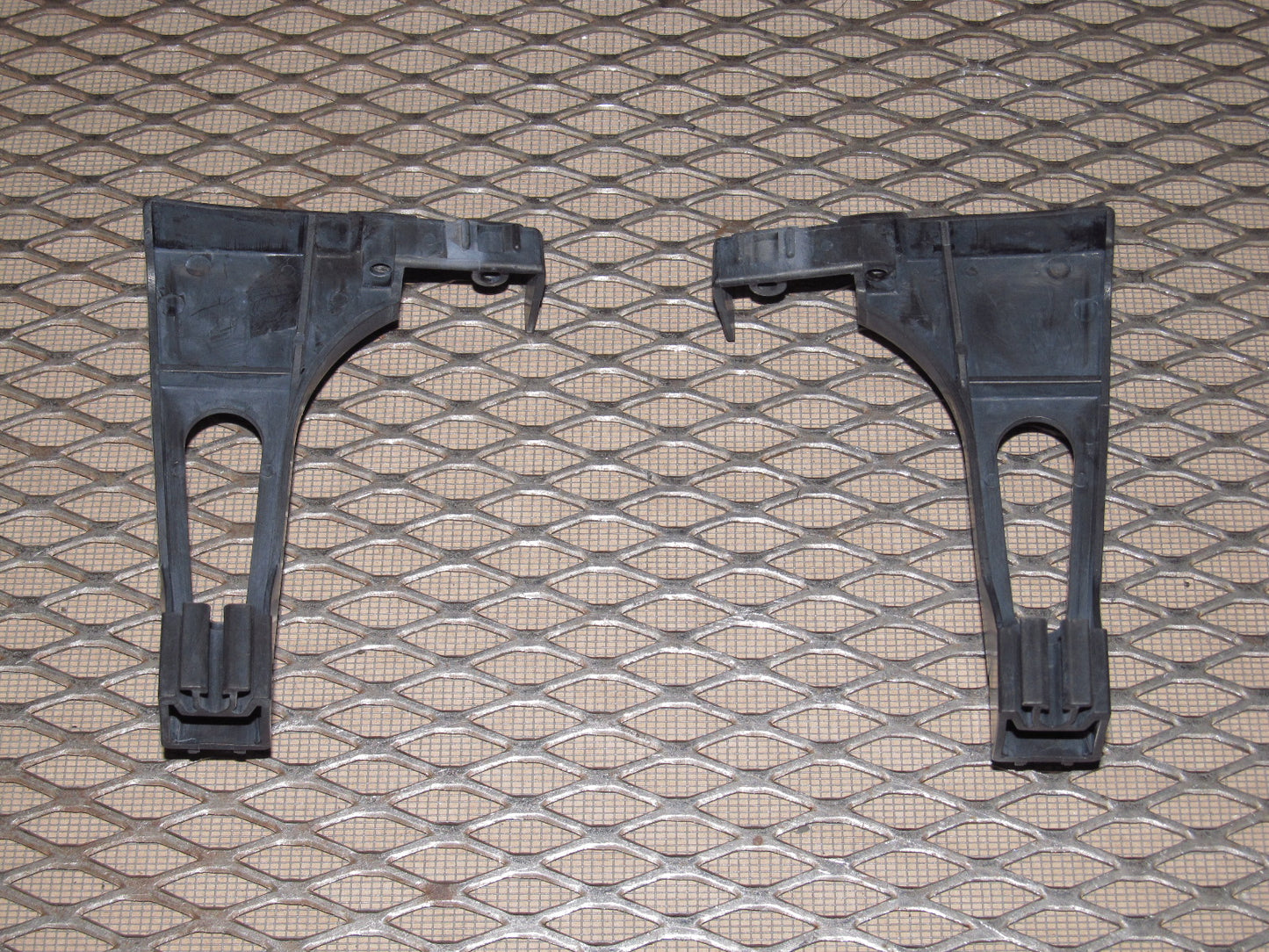 94 95 Toyota MR2 OEM Rear Center Reverse Light Panel Mounting Bracket