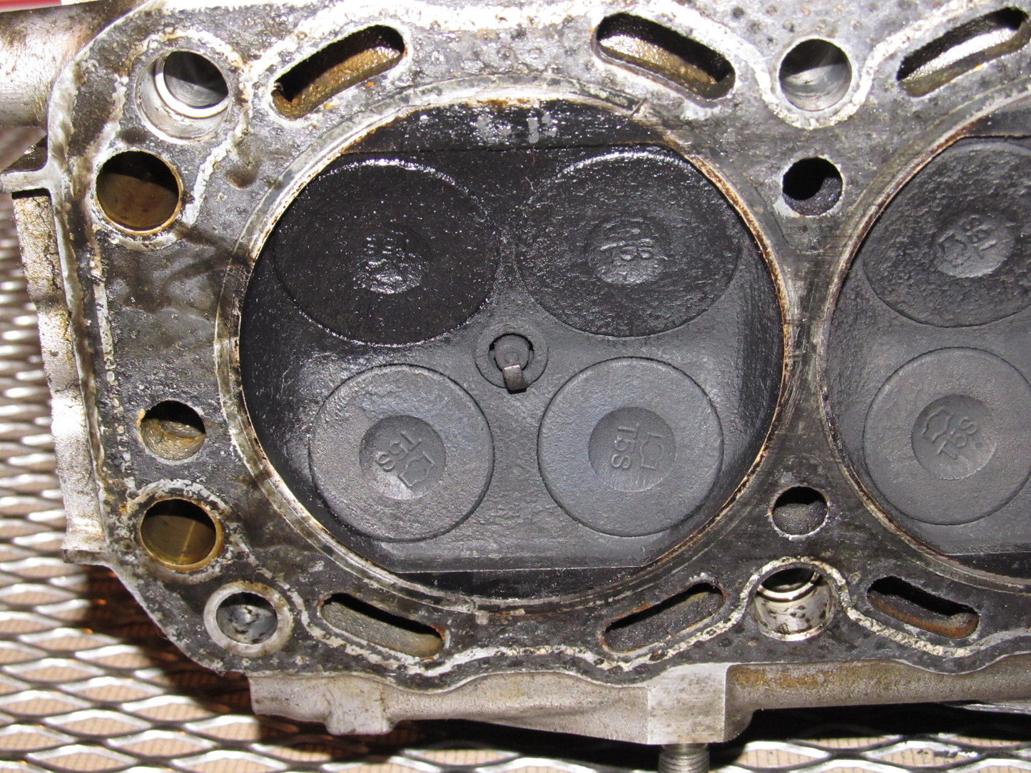 91 92 93 94 Nissan 240SX OEM Engine Cylinder Head