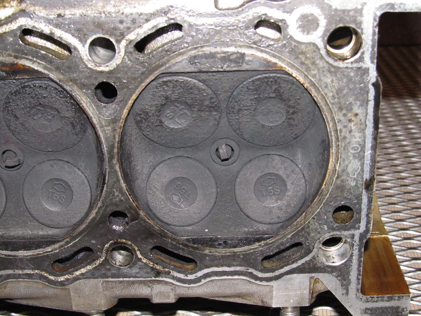 91 92 93 94 Nissan 240SX OEM Engine Cylinder Head