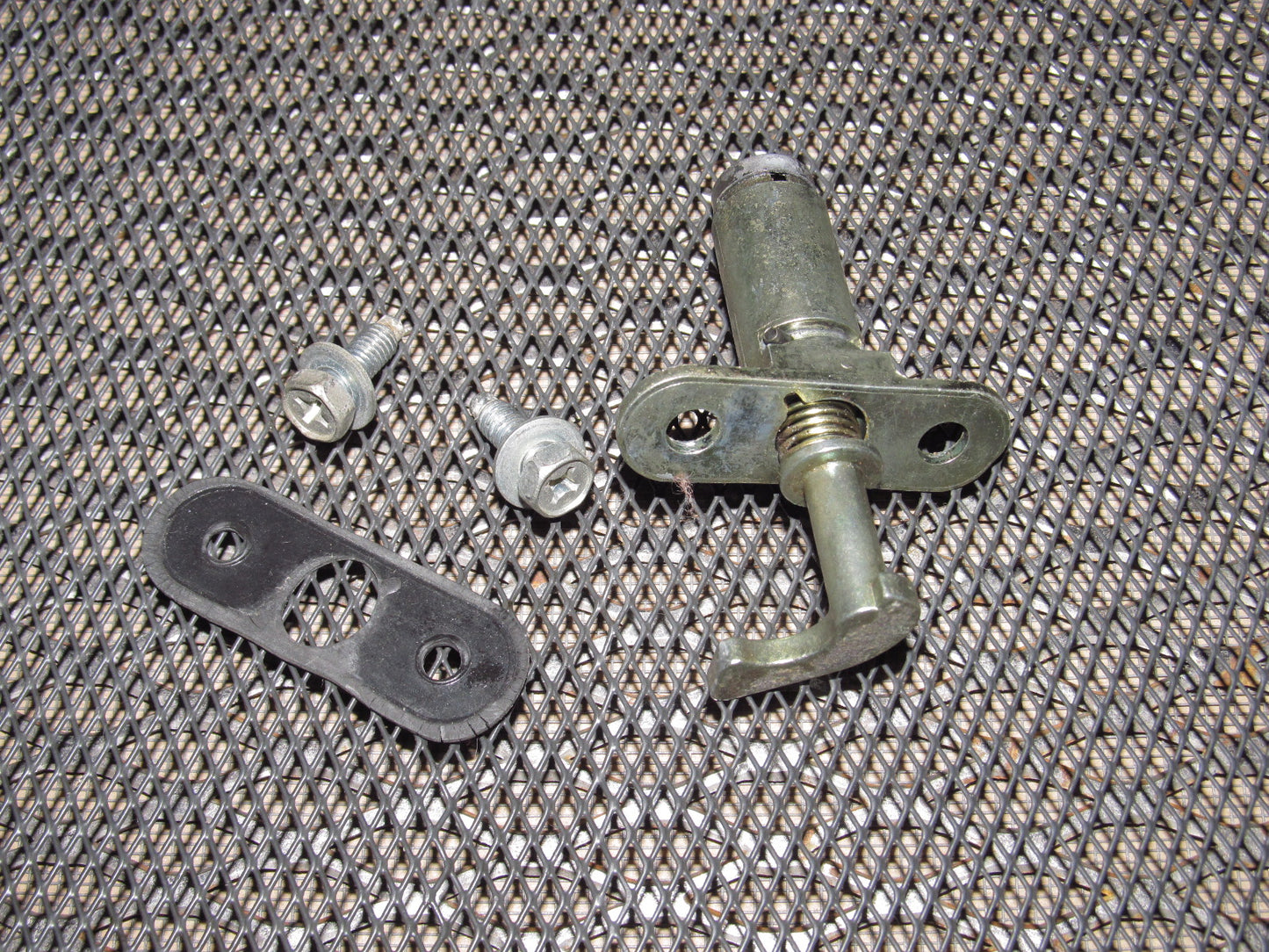 79 80 Datsun 280zx OEM Hatch Trunk Tumbler Lock