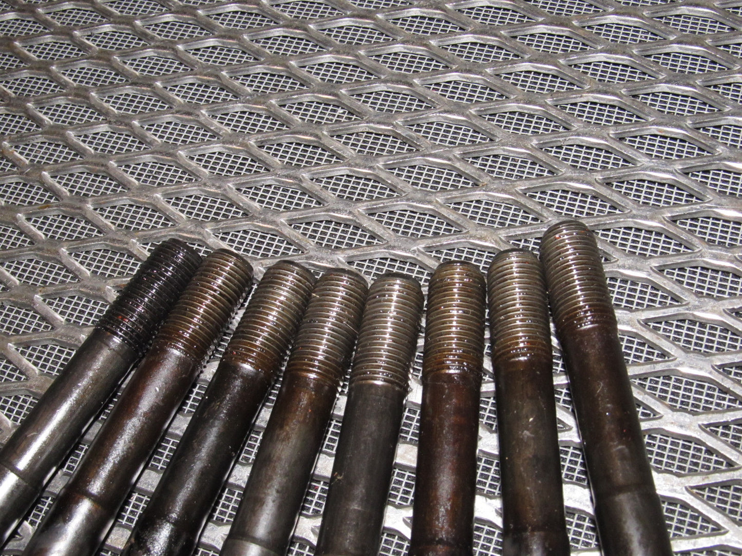 94 95 96 97 Mitsubishi 3000GT Crankshaft Bridge Main Bearing Bolt Set - DOHC N/A