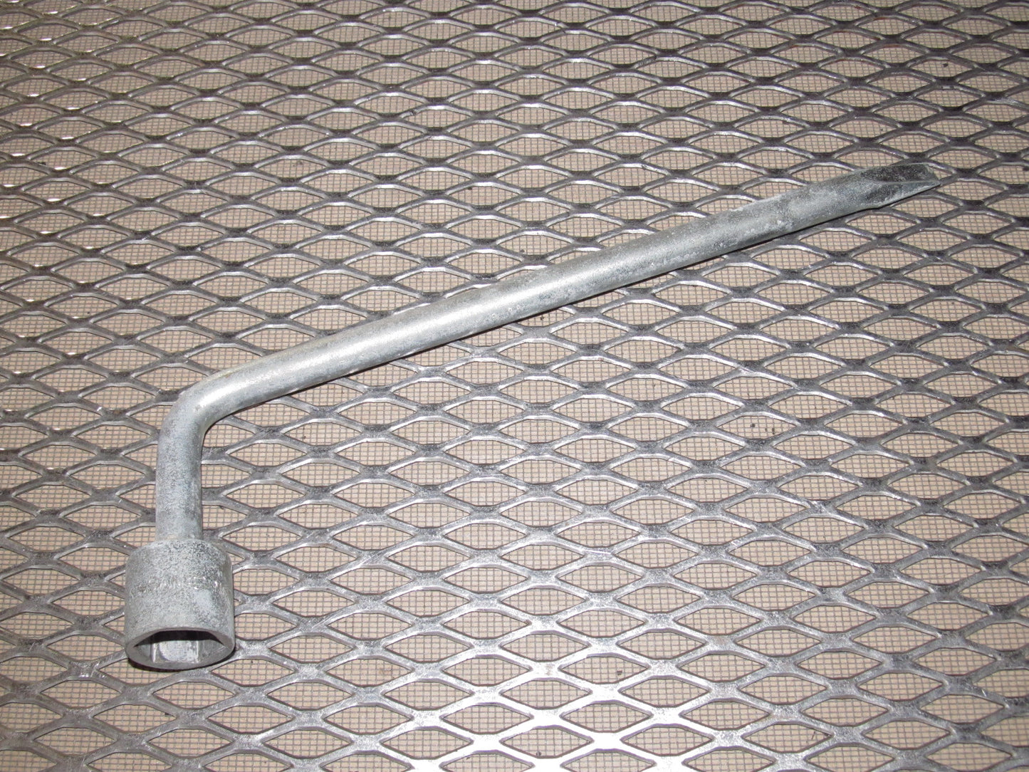 90 91 92 93 94 95 96 Nissan 300zx Spare Tire Lug Socket Wrench