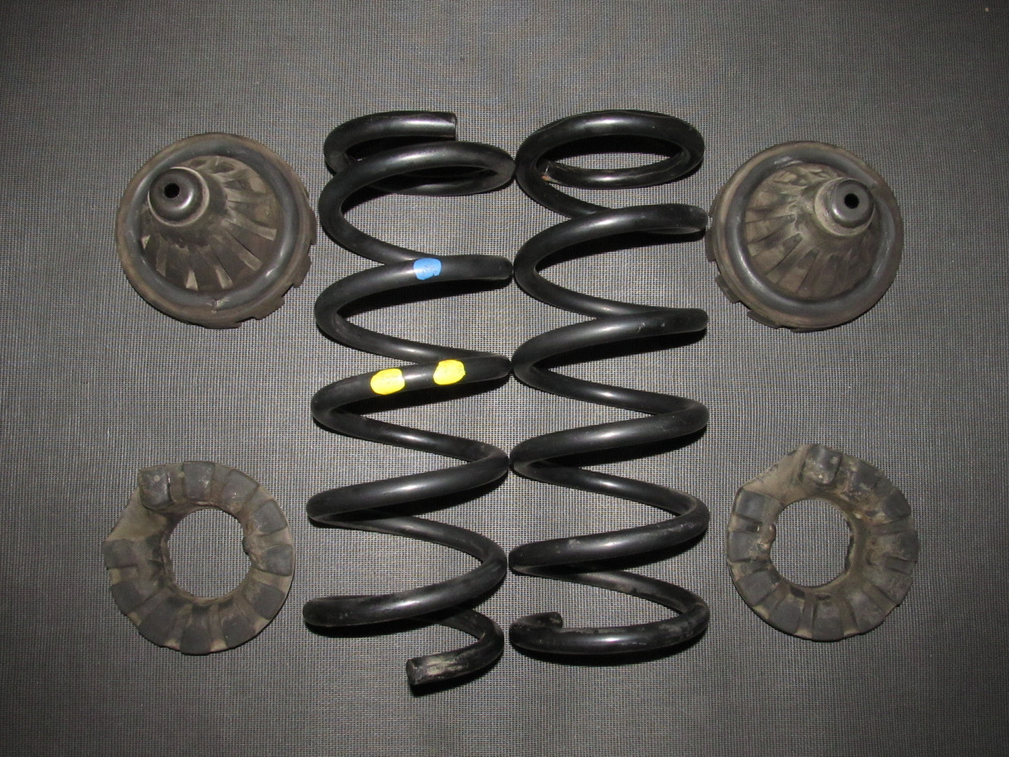 03-04 Infiniti G35 Sedan OEM Rear Coil Springs - Suspension