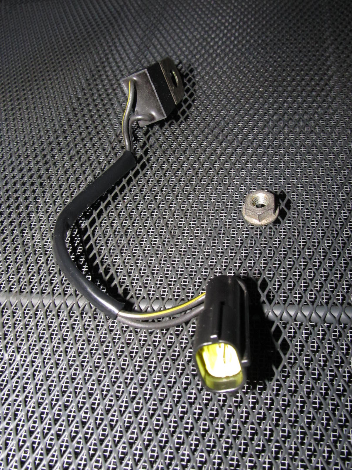 90 91 92 93 Mazda Miata OEM Ignition Condenser Relay 0.47/250