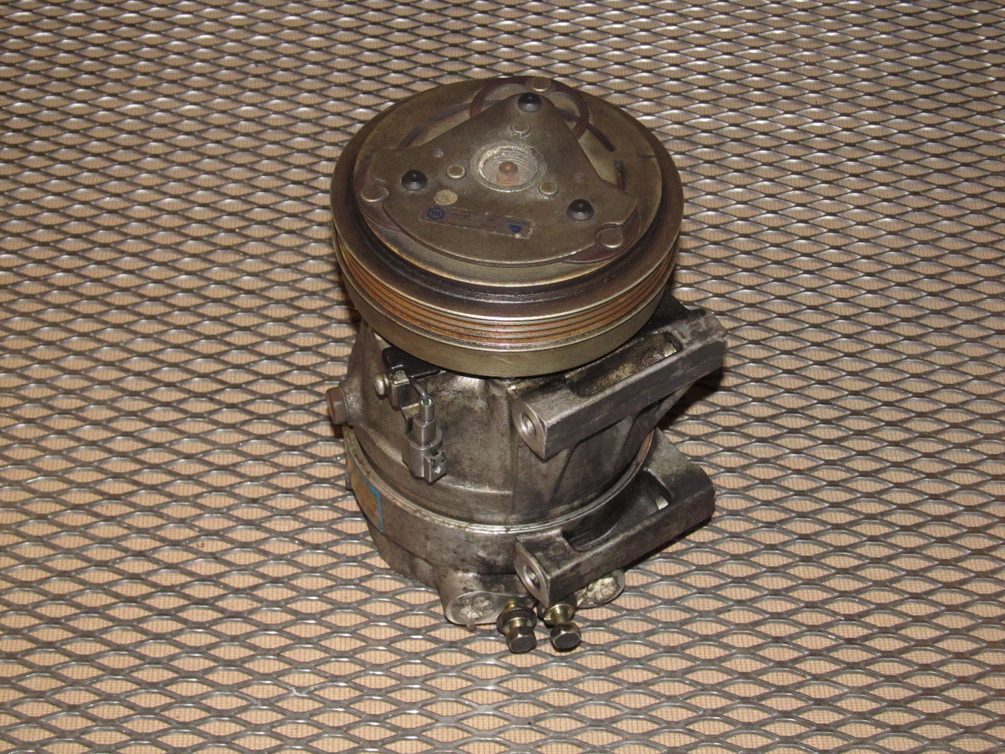 91 92 93 94 Nissan 240SX OEM A/C Compressor & Clutch
