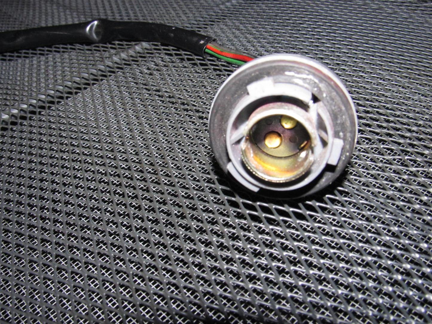 90 91 92 93 Mazda Miata OEM Front Signal Light Bulb Socket
