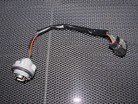 90 91 92 93 Mazda Miata OEM Front Signal Light Bulb Socket
