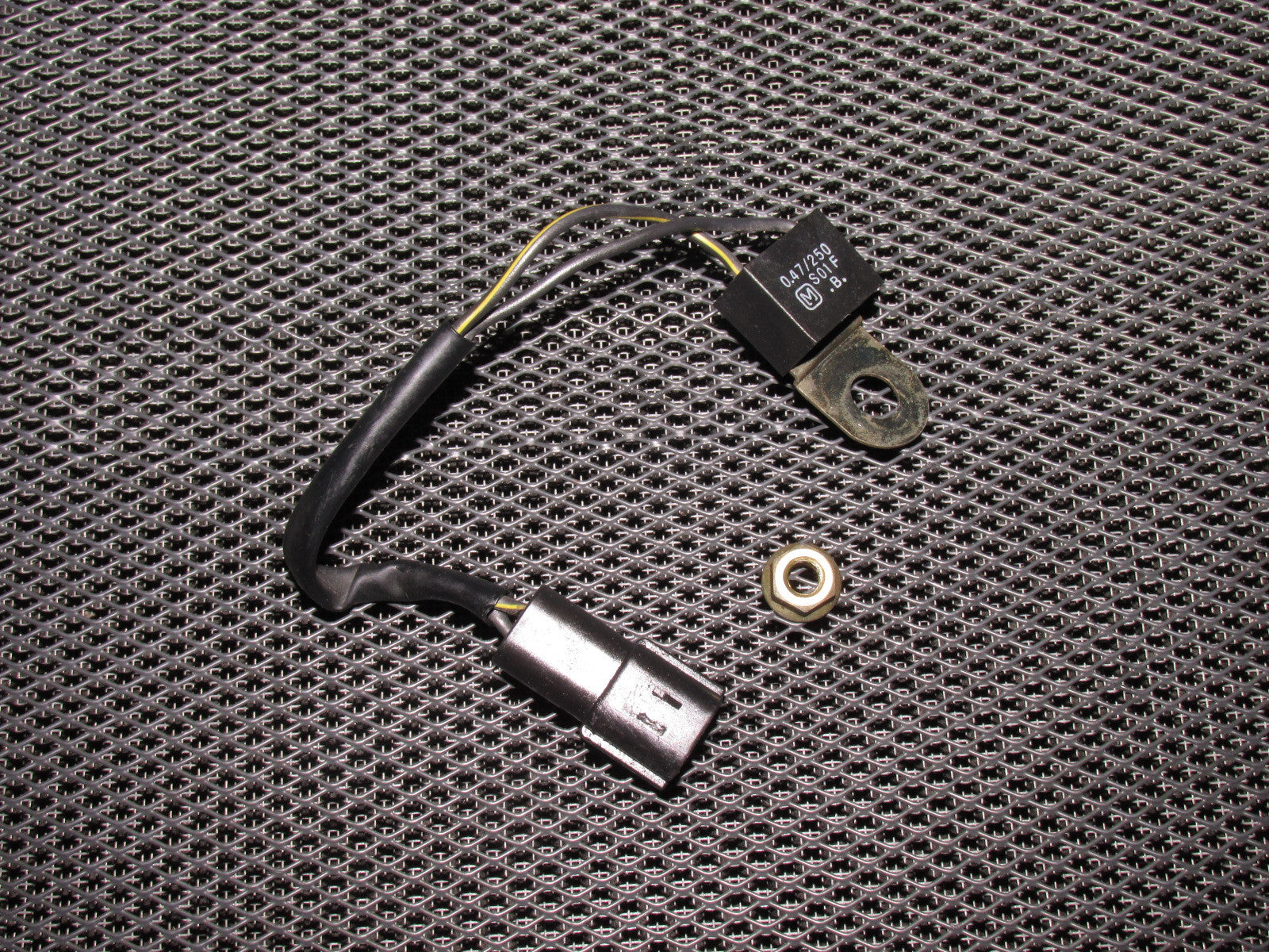 90 91 92 93 Mazda Miata OEM Ignition Condenser 0.47/250