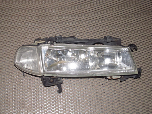 92 92 94 95 96 Honda Prelude OEM Headlight & Corner Light - Right