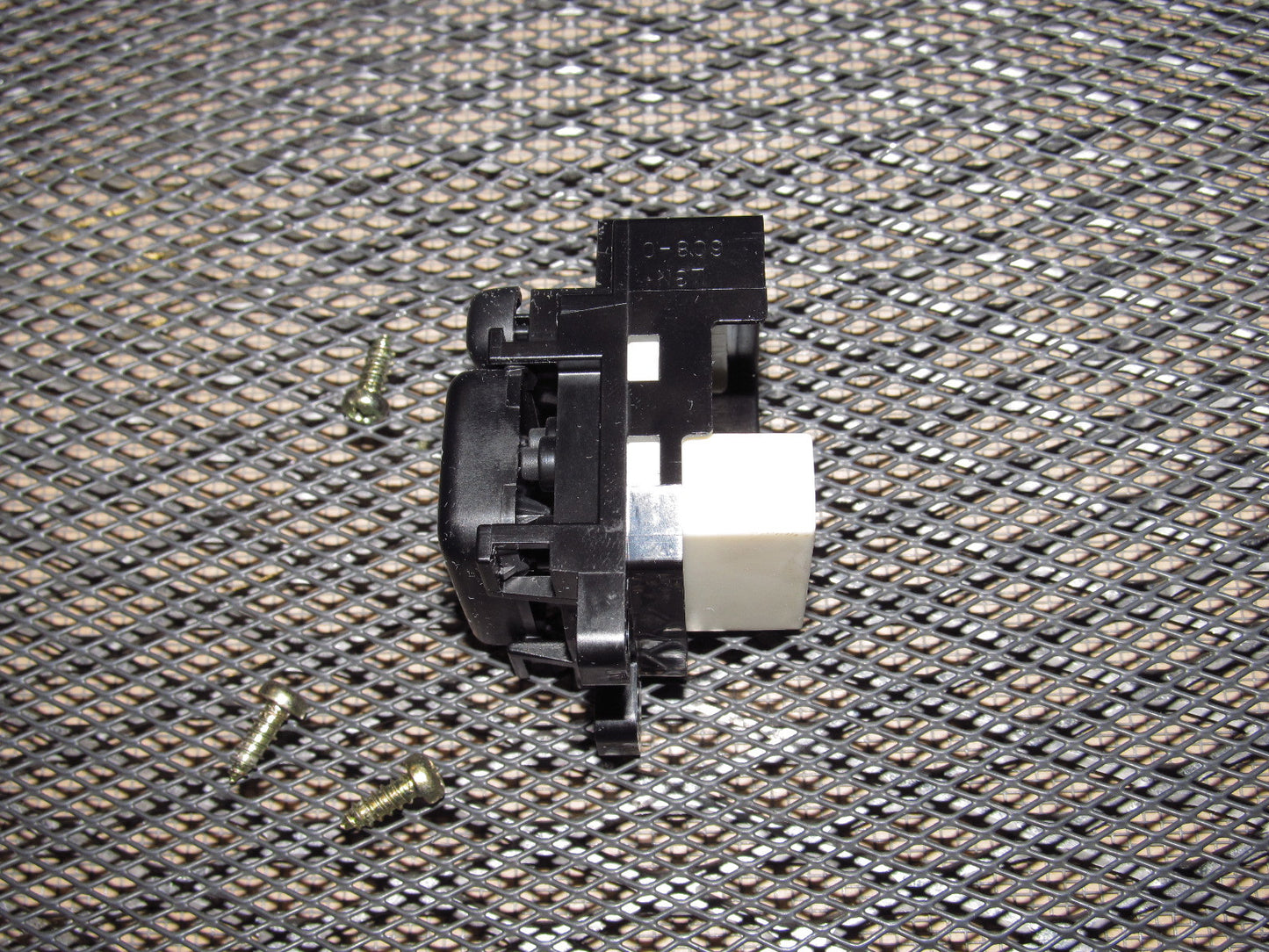 04 05 06 07 08 Mazda RX8 OEM Power Mirror Switch