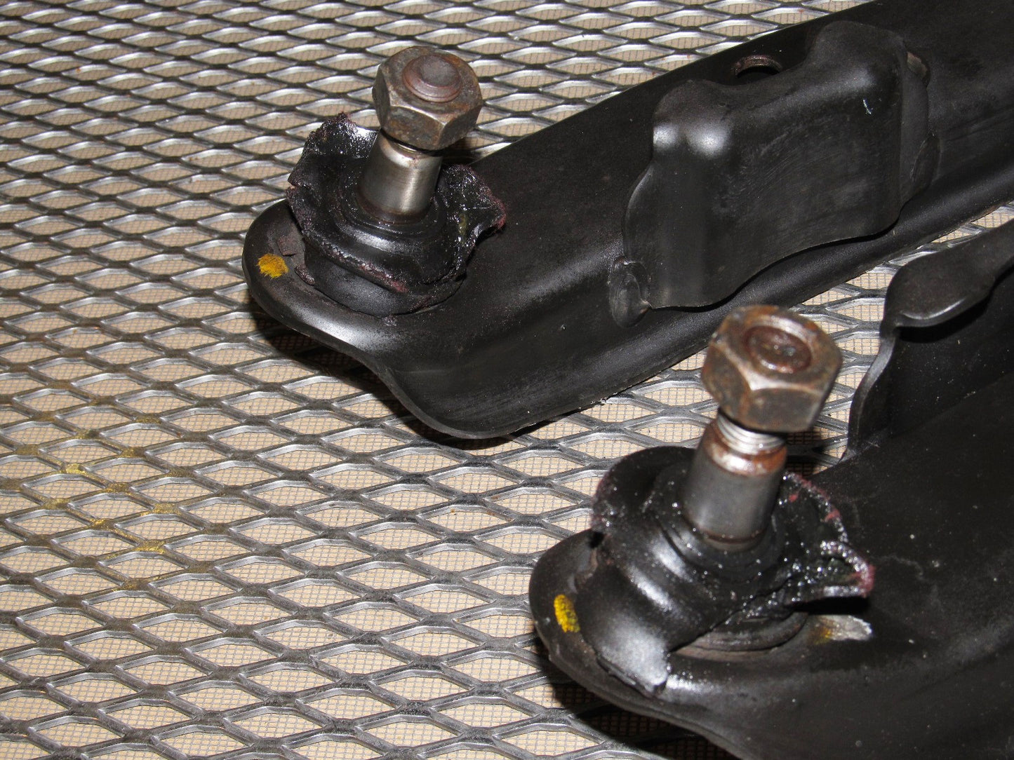 91 92 93 94 Nissan 240SX OEM Lower Control Arm - Front Set