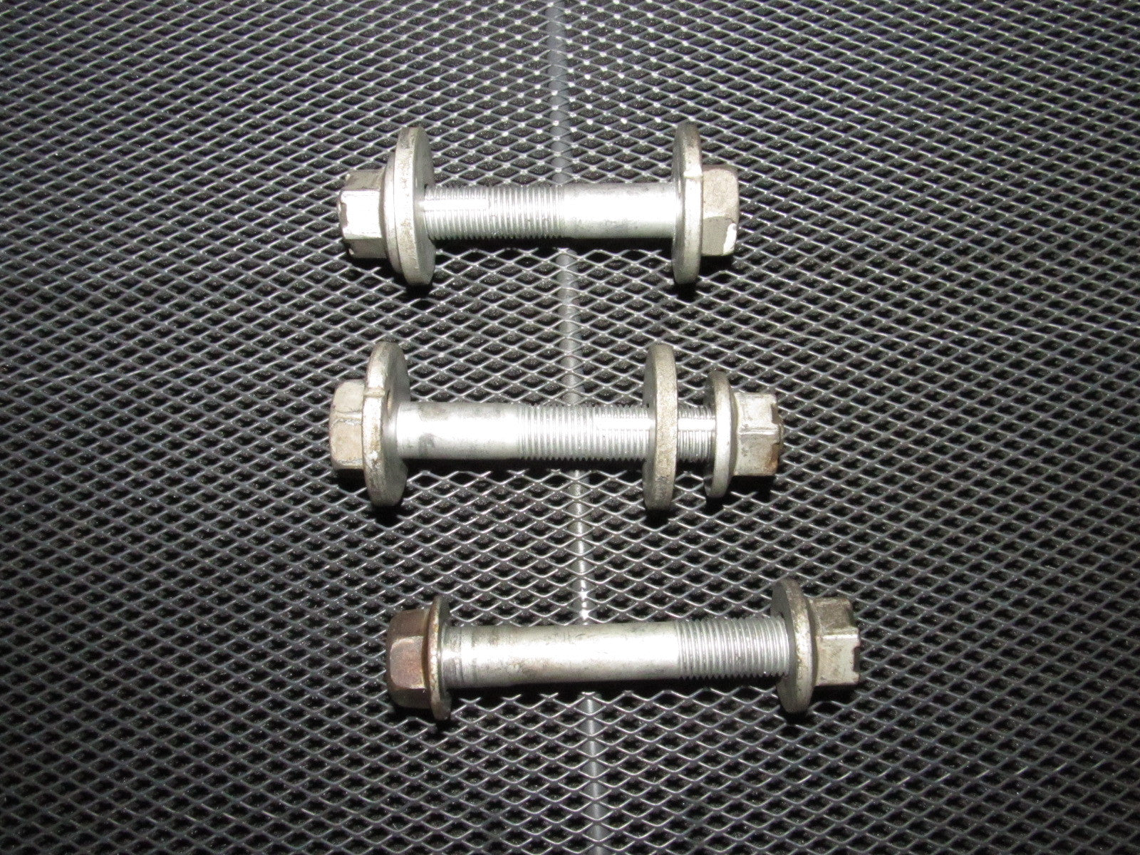 03-04 Infiniti G35 Sedan OEM Rear Alignment Bolt