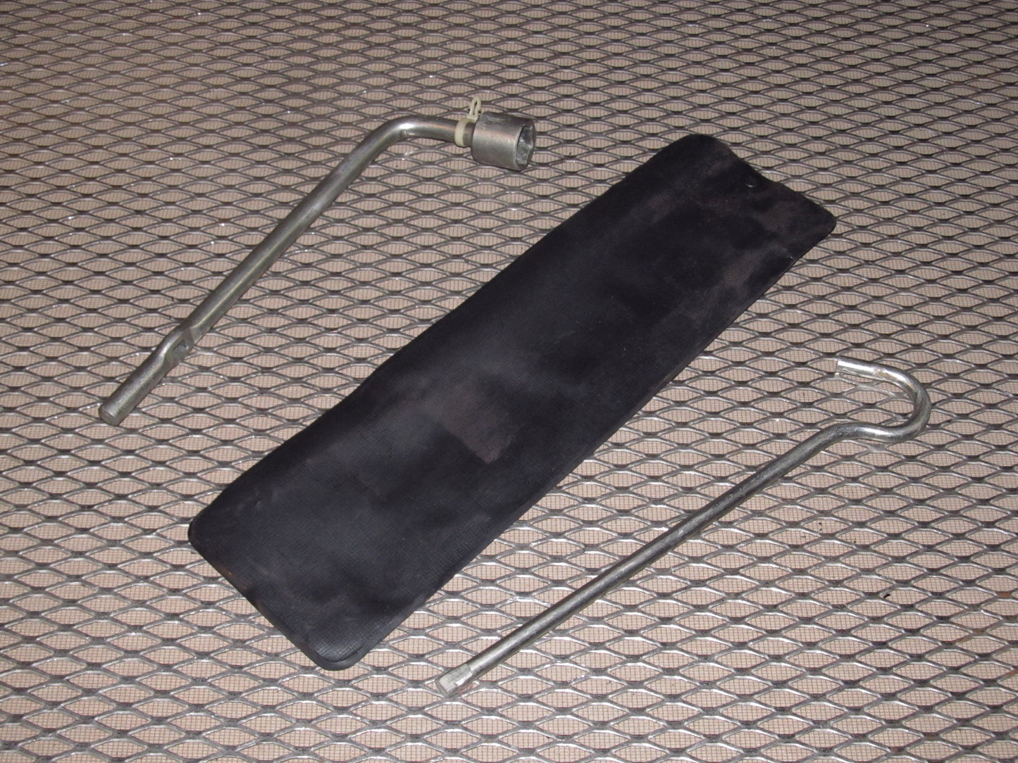 94 95 96 97 Mitsubishi 3000GT Socket Wrench & Crank