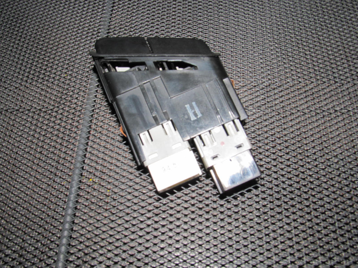 93 94 95 96 97 Honda Del Sol OEM Hazard & Defroster Switch