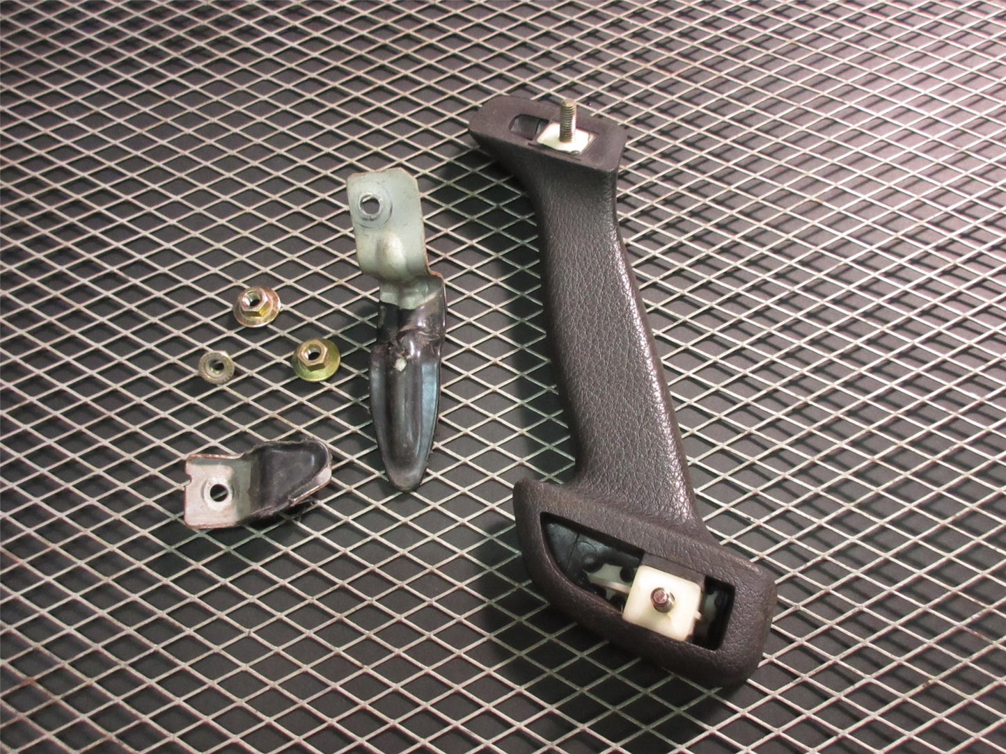 94 95 96 97 Mitsubishi 3000GT OEM Interior Door Panel Pull Handle - Left