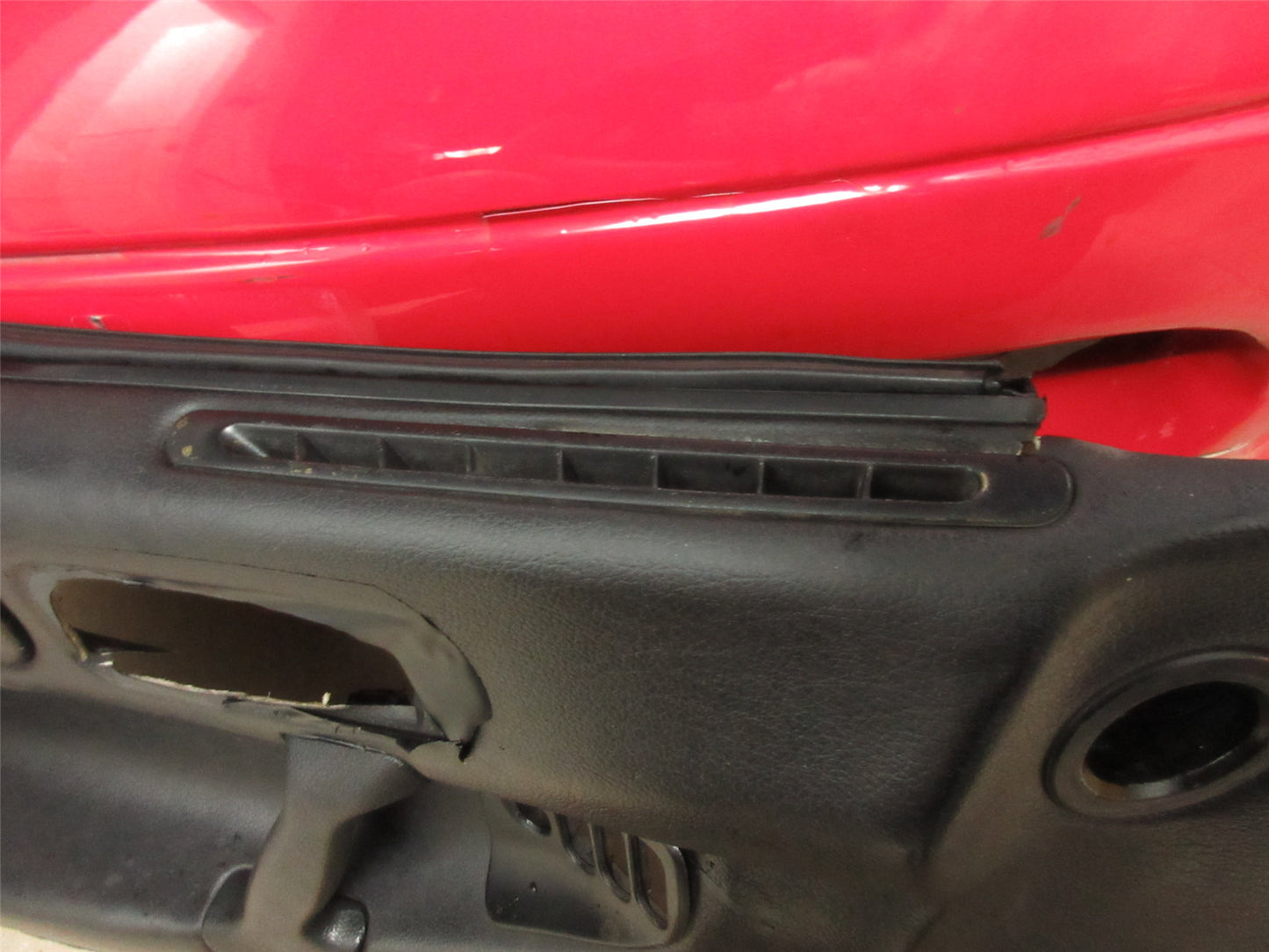 94 95 96 97 Mitsubishi 3000GT OEM Door Panel Window Defroster Air Vent - Left