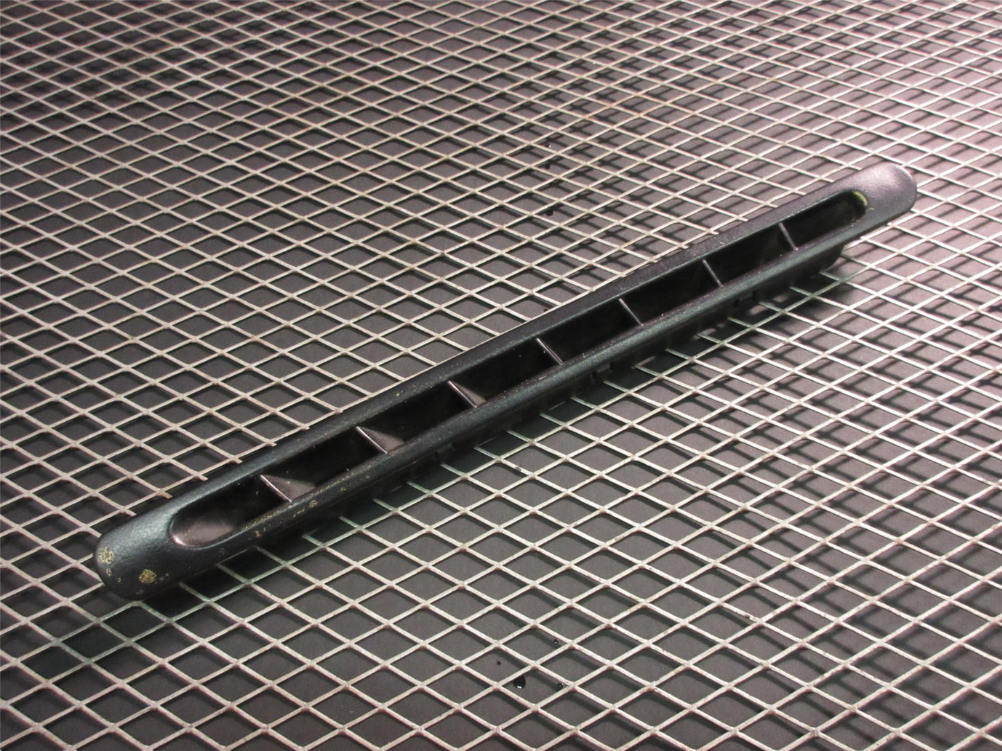 94 95 96 97 Mitsubishi 3000GT OEM Door Panel Window Defroster Air Vent - Left
