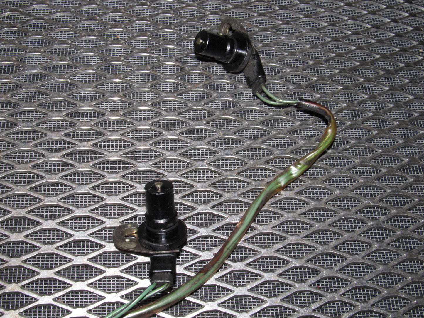 94 95 96 97 Mitsubishi 3000GT A/T Transmission Solenoid Sensor
