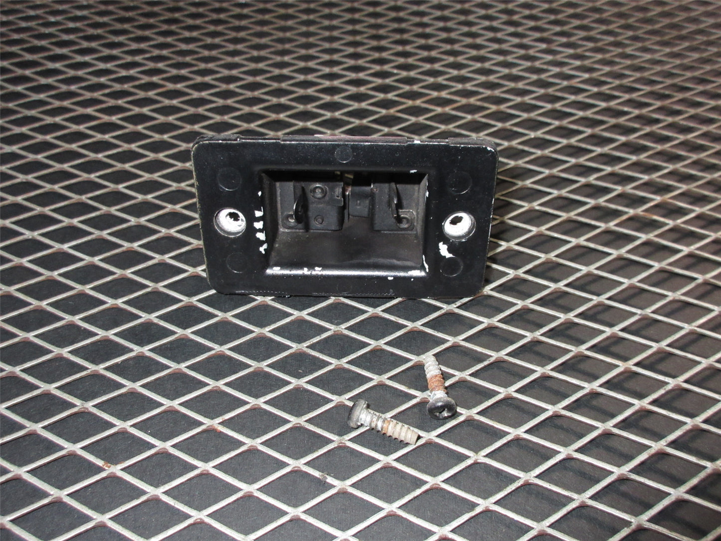94 95 96 97 Mitsubishi 3000GT OEM Door Panel Courtesy Light - Left