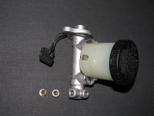 90 91 92 93 Mazda Miata OEM Master Brake Cylinder