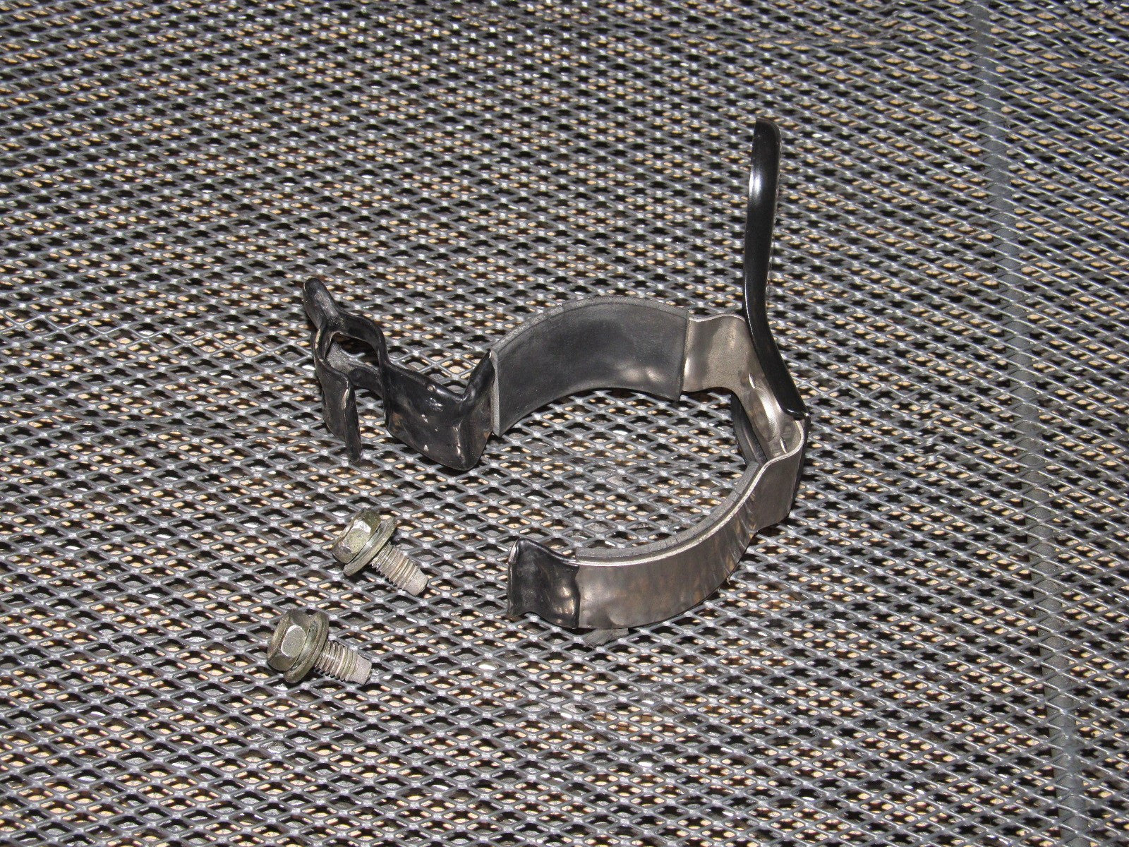 91 92 93 94 Nissan 240SX OEM Fuel Filter Holder Bracket
