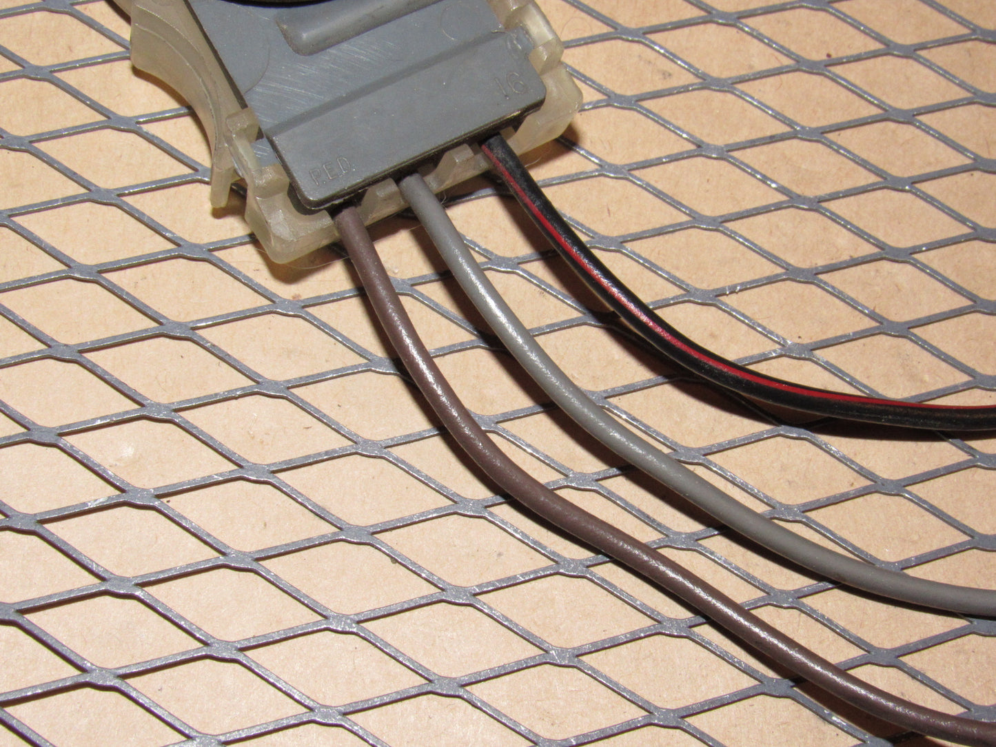 81 82 83 84 Volkswagen Rabbit OEM Tail Light 3 Wiring Bulb Socket