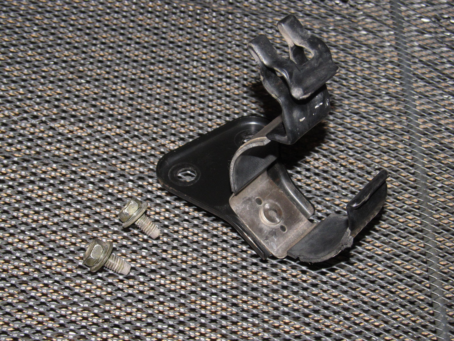 91 92 93 94 Nissan 240SX OEM Fuel Filter Holder Bracket