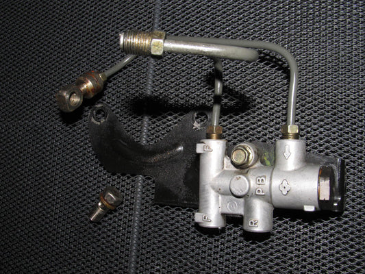 90 91 92 93 Mazda Miata OEM Brake Proportional Valve