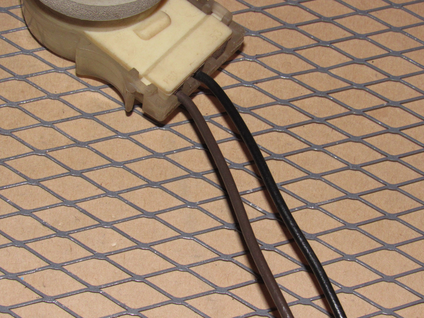 81 82 83 84 Volkswagen Rabbit OEM Tail Reverse Light 2 Wiring Bulb Socket