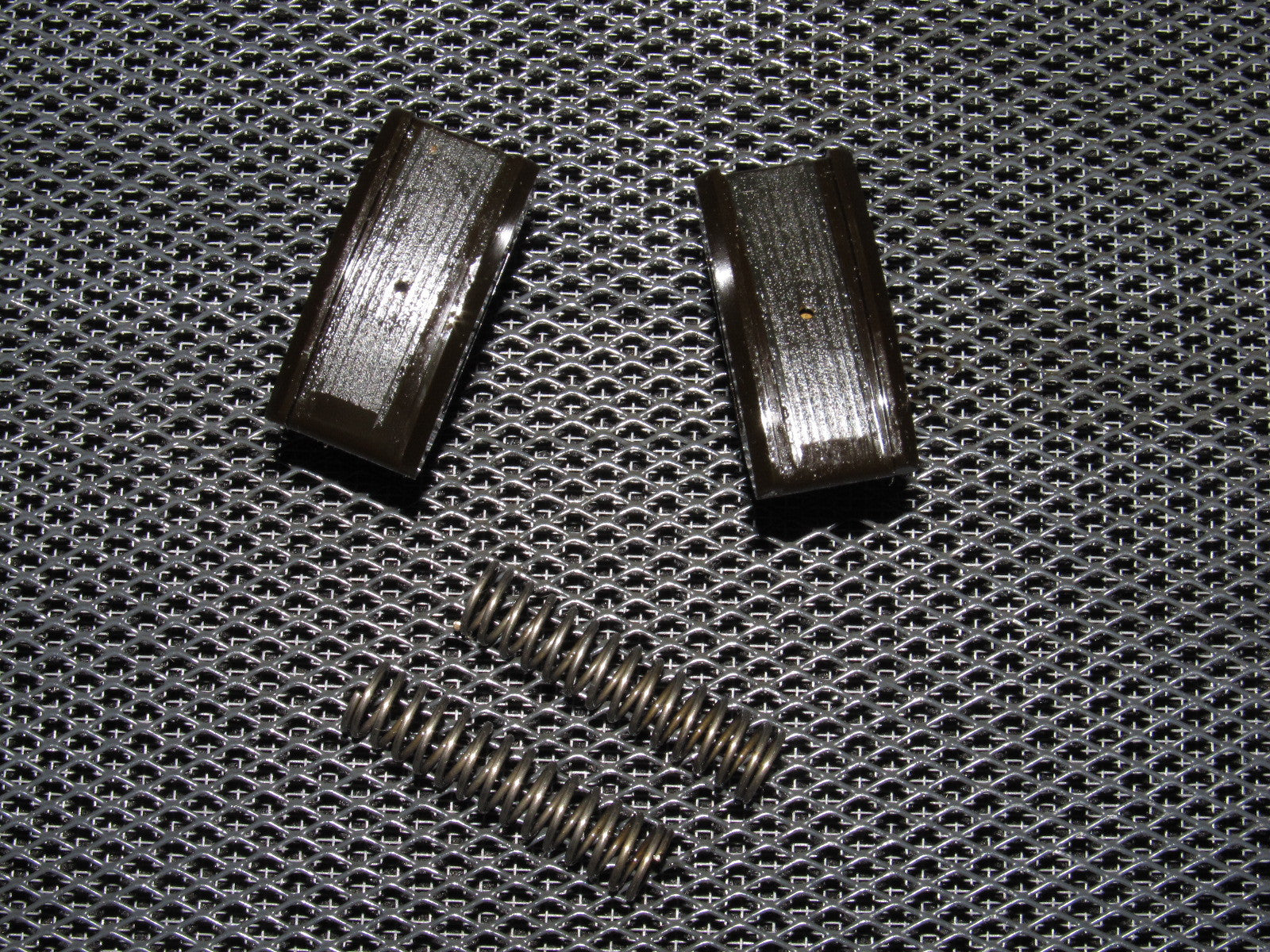 0304 Infiniti G35 Sedan OEM Timing Chain Tensioner Guide Adjuster