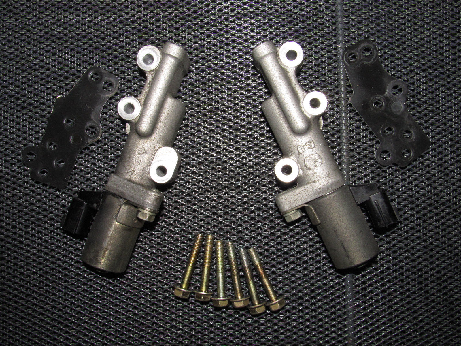 03-04 Infiniti G35 Sedan OEM Intake CVTCS Oil Solenoid Set