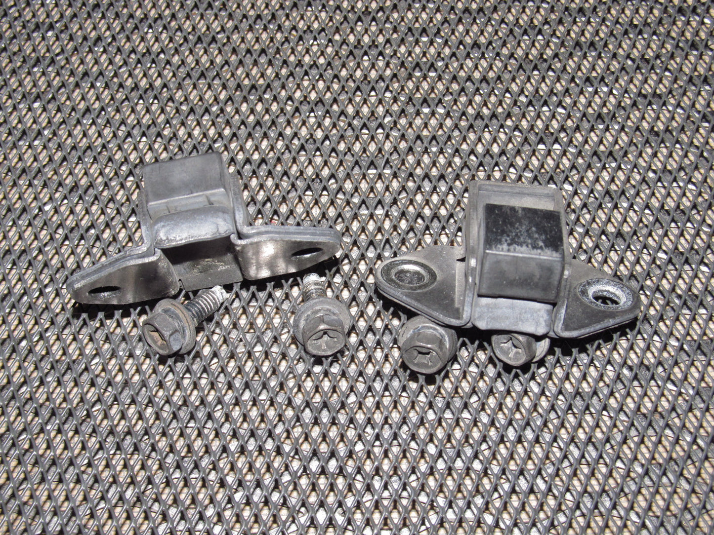 79 80 Datsun 280zx OEM Trunk Hatch Stopper