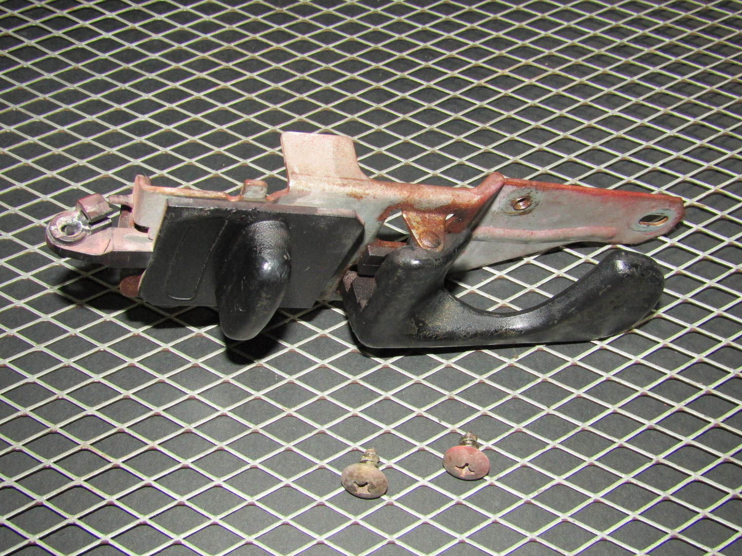 94 95 96 97 Mitsubishi 3000GT OEM Interior Door Handle - Left