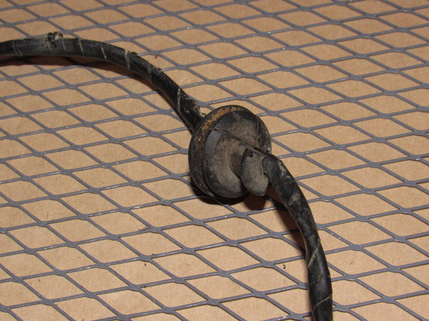 81 82 83 84 Volkswagen Rabbit OEM Rear Side Marker Bulb Socket & Harness