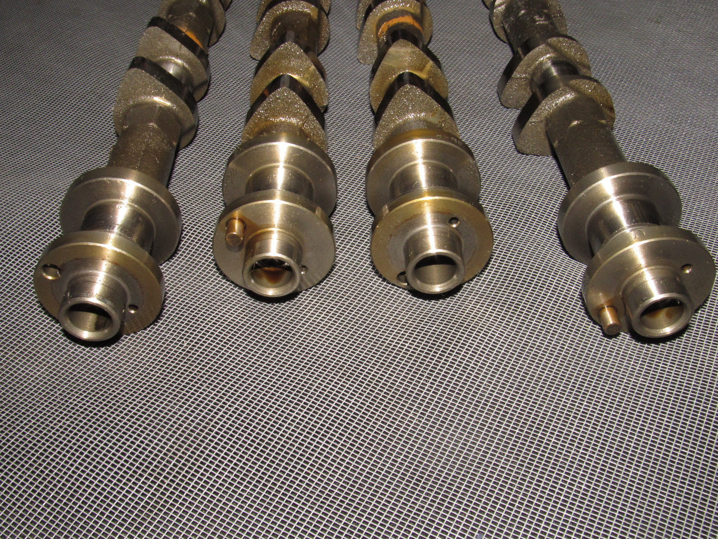 03-04 Infiniti G35 Sedan OEM Camshaft Set