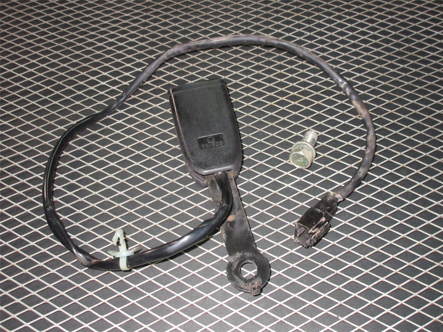 94 95 96 97 Mitsubishi 3000GT OEM Front Seat Belt Buckle - Left