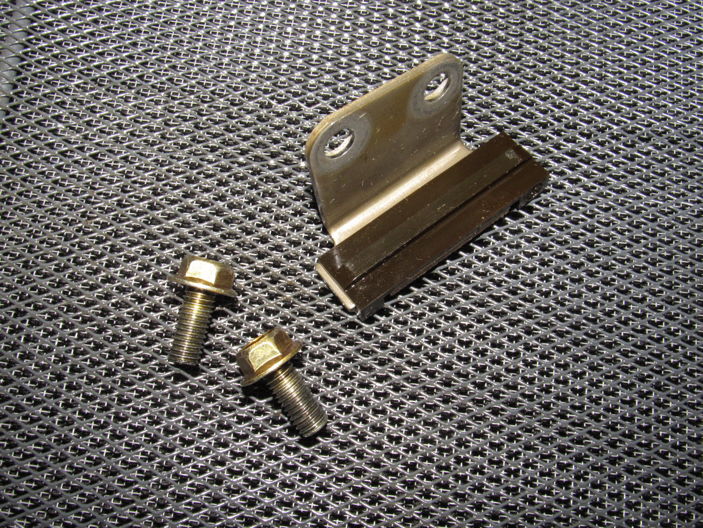 03-04 Infiniti G35 Sedan OEM Timing Chain Tensioner Guide