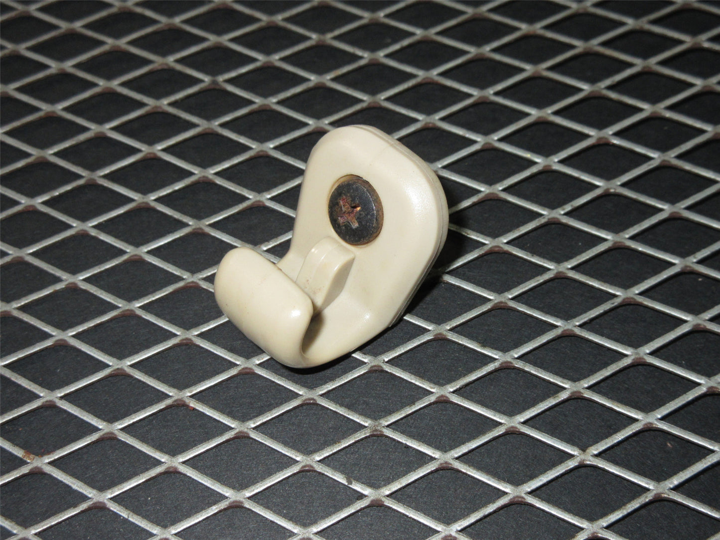 94 95 96 97 Mitsubishi 3000GT OEM Sun Visor Holder Clip - Right