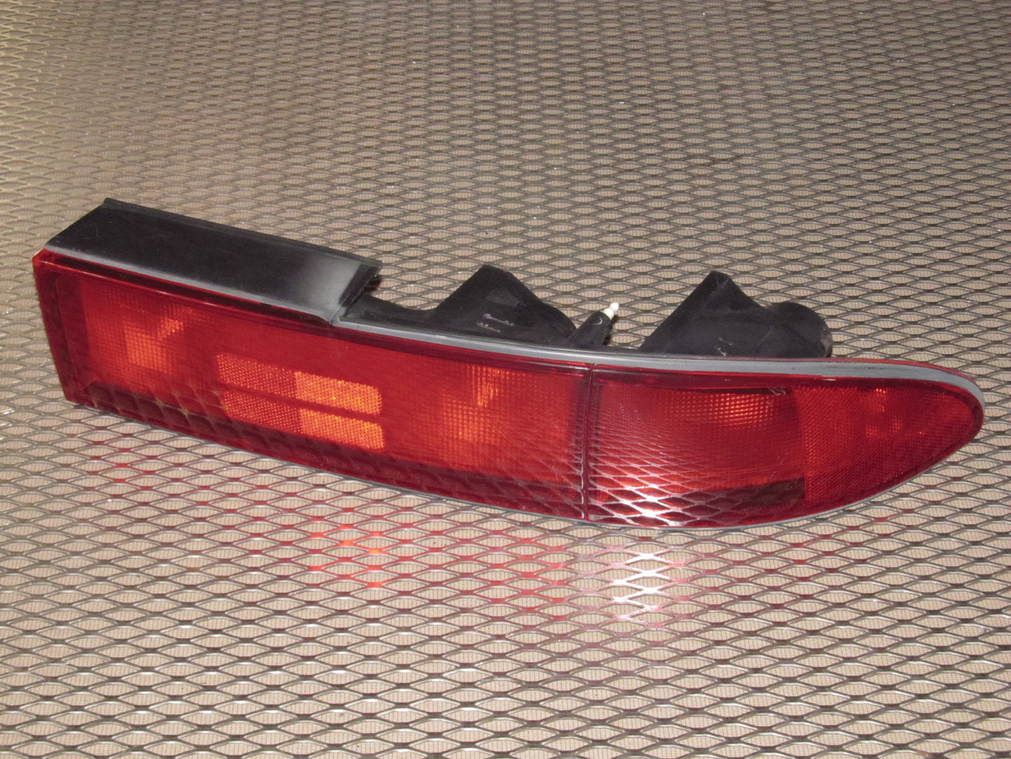 94 95 96 97 Mitsubishi 3000GT Tail Light - Right