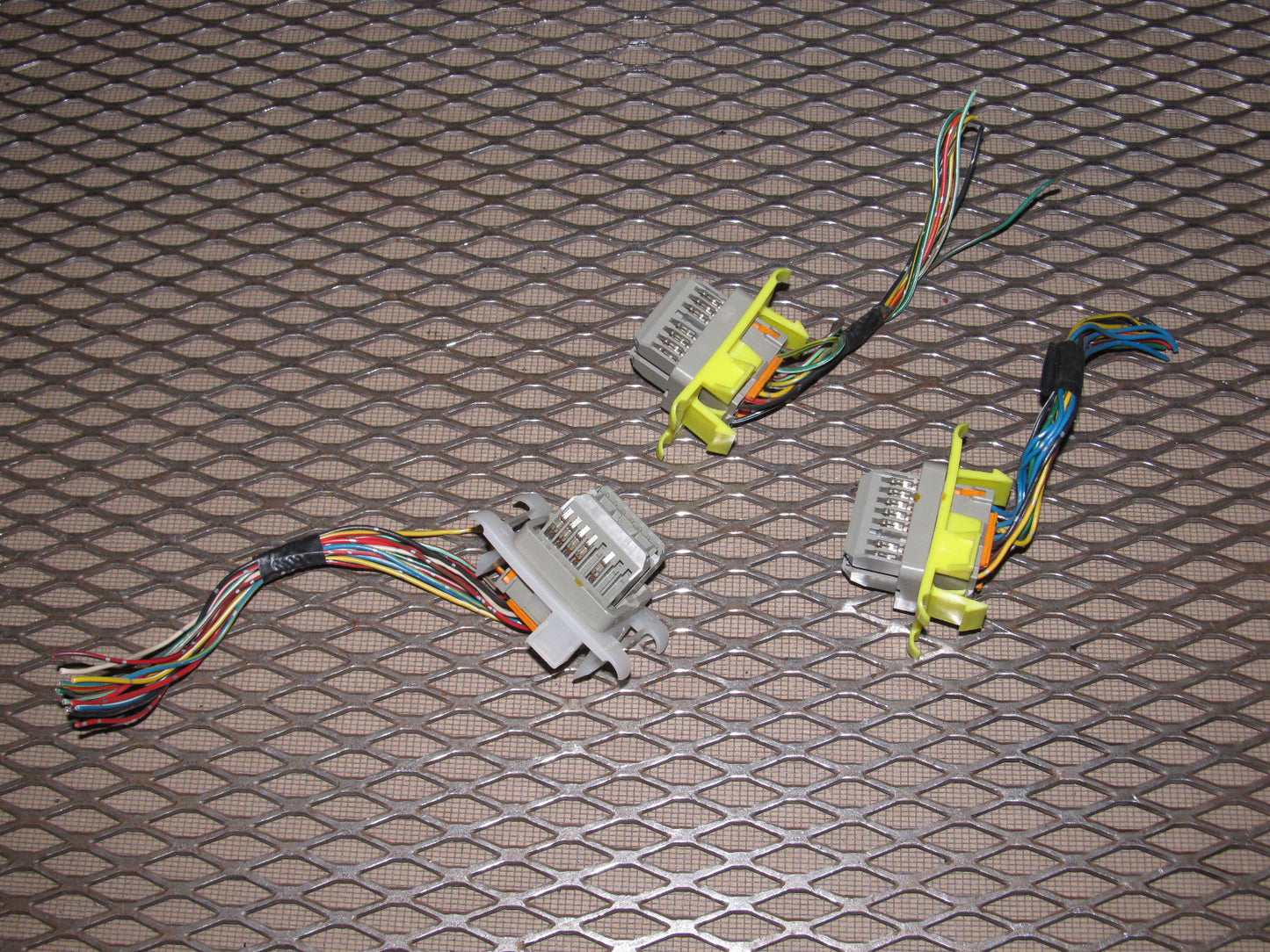 97 98 99 Mitsubishi Eclipse Turbo OEM Dash Speedometer Gauge Pigtail Harness