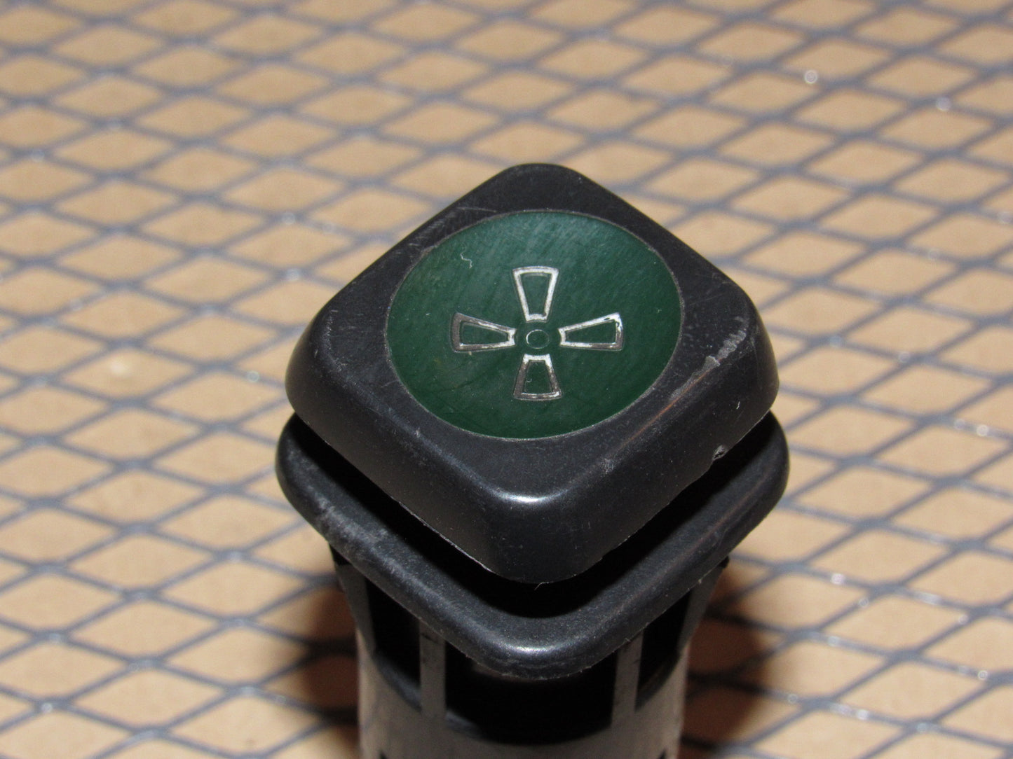 77-95 Mercedes Benz T1 Van OEM Temperature Climate Control Fan Switch